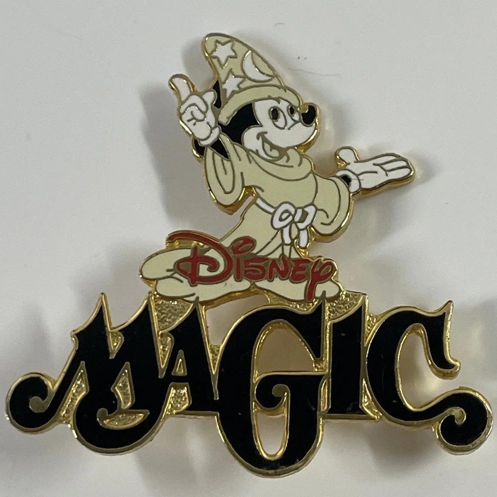 READ Disney Cruise Line Pins Mickey Mouse Magic Wonder Set Gold Enamel Vintage